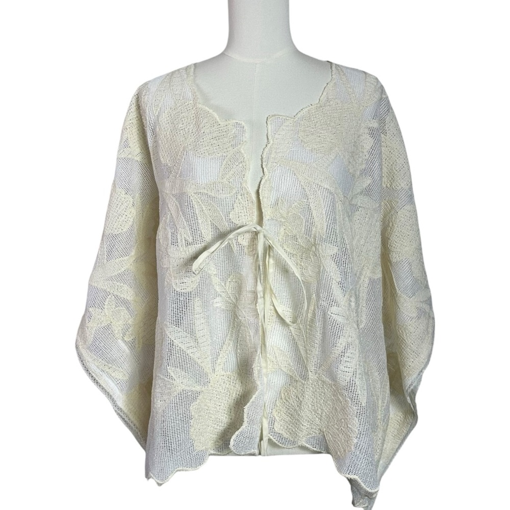Free People Bohemian Beach Ethereal Cottage Lace Willow Tie Front Cape Kimono OS - Picture 9 of 15
